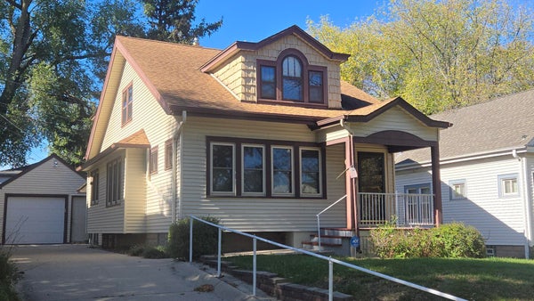 2567 N 54TH ST, MILWAUKEE, WI 53210 - Image e792941ec4e2567d2c13c5aef0b54ad7/1135378690
