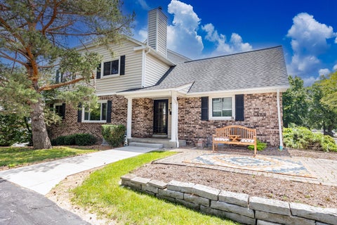 Photo of 1118 Pilgrim Pkwy, Elm Grove, WI 53122 (MLS # 1969744)