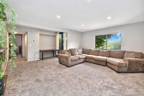 8641 N Servite Dr, Milwaukee, WI 53223 - #: 1932645