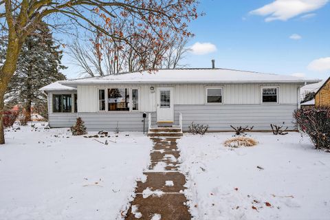 Photo of 362 State St, Sheboygan Falls, WI 53085 (MLS # 1947914)