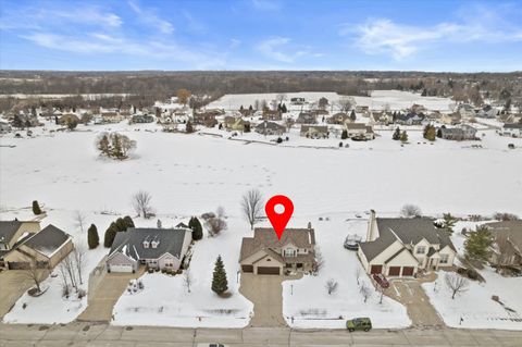 Photo of 3212 E Lindy Ln, Oak Creek, WI 53154 (MLS # 1946377)