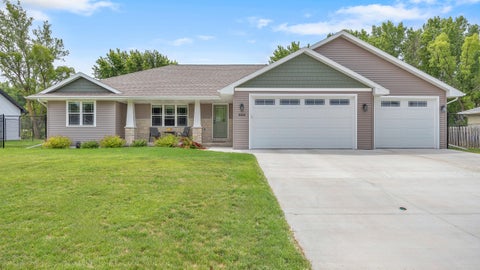 Photo of 10515 Olivers Way, Maribel, WI 54227 (MLS # 1967943)