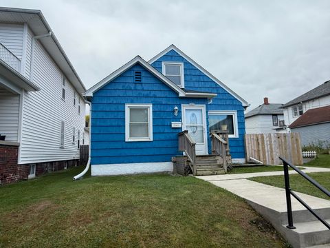 Photo of 1625 Heller Ave, Sheboygan, WI 53081 (MLS # 1939691)