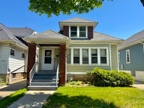 Photo of 2924 N 60th St, Milwaukee, WI 53210 (MLS # 1962781)
