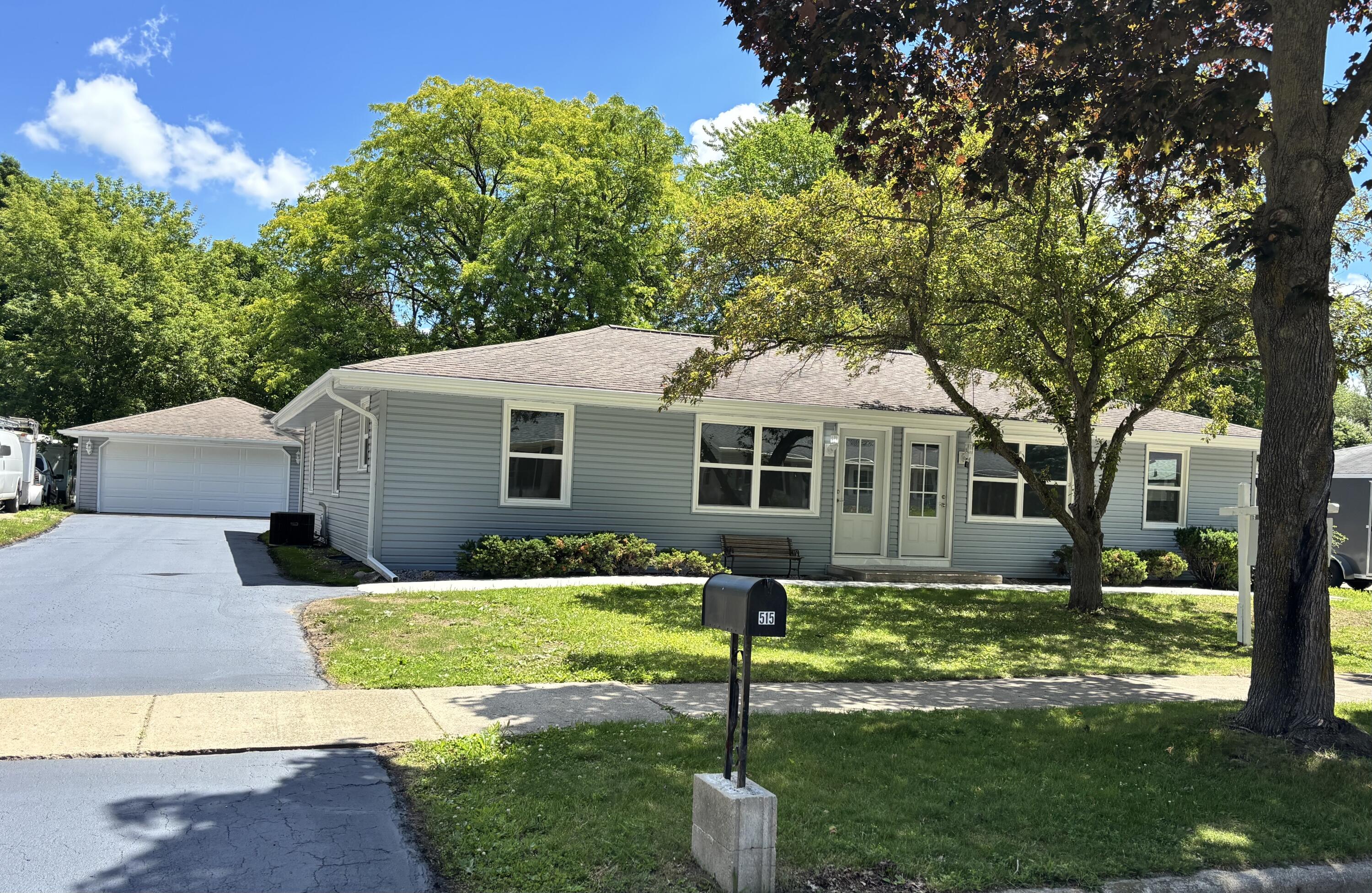 SIDE BY SIDE RANCH DUPLEX