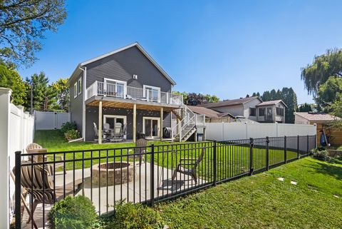 Photo of 1505 La Crescent St, Campbell, WI 54603 (MLS # 1948899)