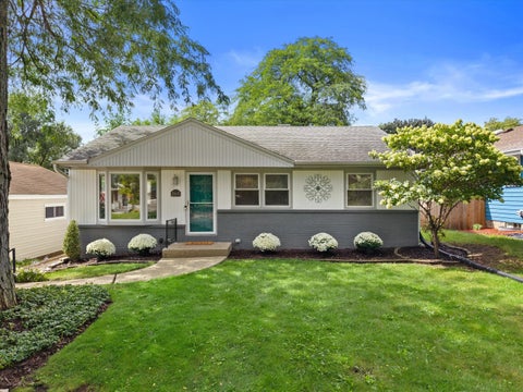 Photo of 265 N 112th St, Wauwatosa, WI 53226 (MLS # 1979670)