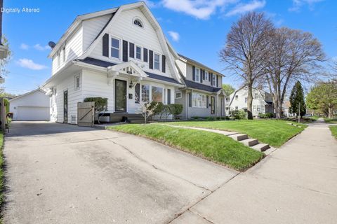 Photo of 8229 Gridley Ave, Wauwatosa, WI 53213 (MLS # 1960584)