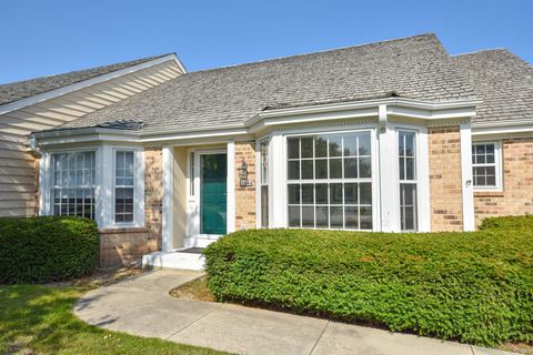 Photo of 10604 N Winslow Dr, Mequon, WI 53092 (MLS # 1934372)