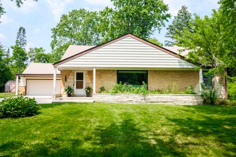 Photo of 4345 N 135th St, Brookfield, WI 53005 (MLS # 1929804)
