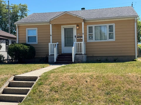 Photo of 6176 N 36th St, Milwaukee, WI 53209 (MLS # 1973708)