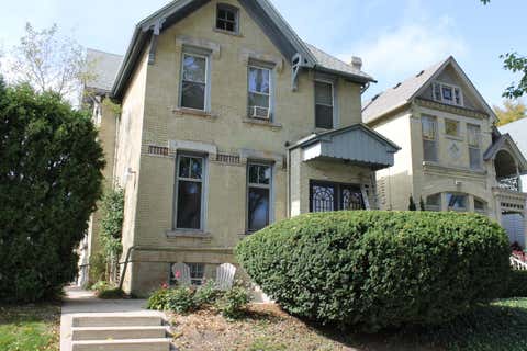 Photo of 1679 N Cass St, Milwaukee, WI 53202 (MLS # 1977005)