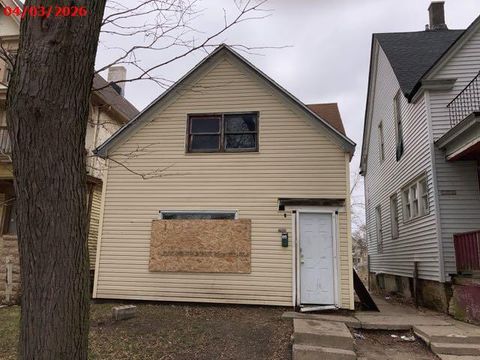 Photo of 2909 N 16th St, Milwaukee, WI 53206 (MLS # 1957794)
