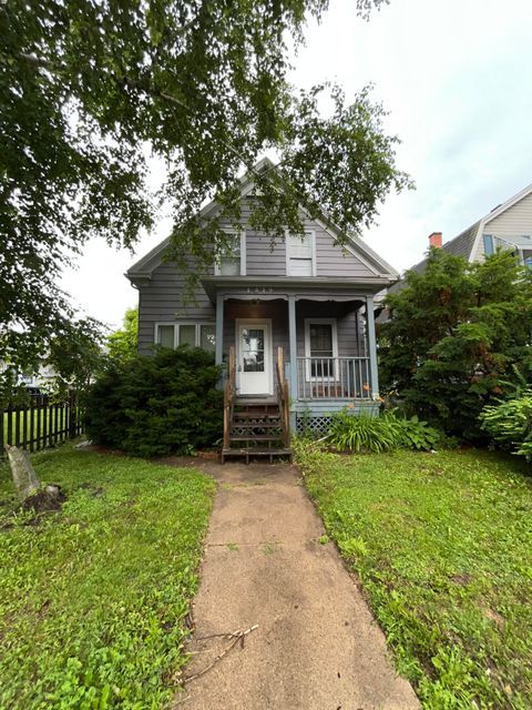 Photo of 1419 Flett Ave, Racine, WI 53405 (MLS # 1969276)