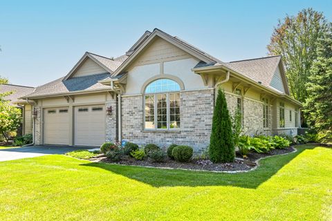 Photo of 7575 W Heron Pond Dr, Mequon, WI 53092 (MLS # 1935434)