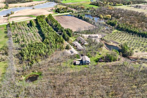 Photo of 26619 Washington Ave, Dover, WI 53185 (MLS # 1972849)