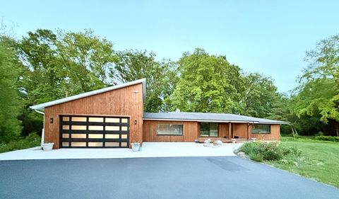 Photo of 1311 41st Ave, Kenosha, WI 53144 (MLS # 1964946)