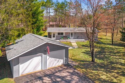 Photo of 832 Norwich Ct, Rome, WI 54457 (MLS # 1958502)