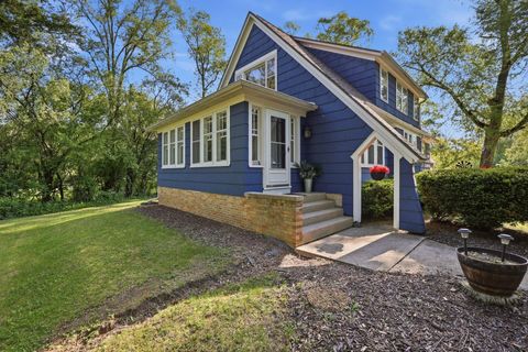 Photo of 10064 N Cedarburg Rd, Mequon, WI 53092 (MLS # 1964251)