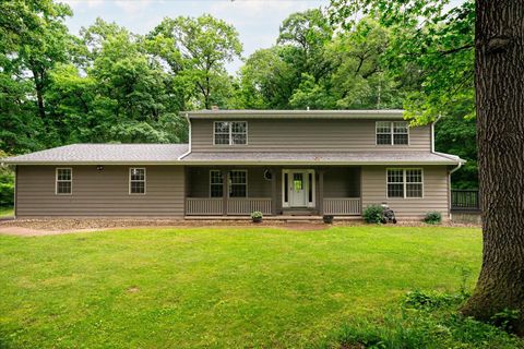Photo of N8570 Holseth Rd, Holland, WI 54636 (MLS # 1966663)
