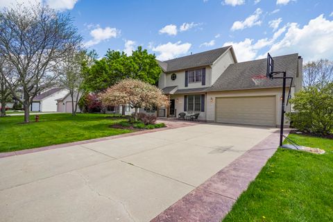 Photo of 12135 32nd Ave, Pleasant Prairie, WI 53158 (MLS # 1960847)