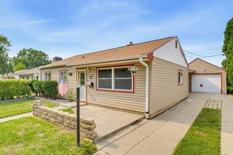 Photo of 6512 W Euclid Ave, Milwaukee, WI 53219 (MLS # 1975924)