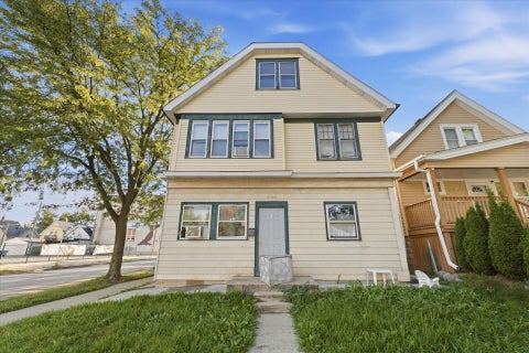 Photo of 2100 S 33rd St, Milwaukee, WI 53215 (MLS # 1981939)