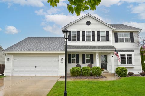 Photo of 250 N Sweetwater Blvd, Port Washington, WI 53074 (MLS # 1919021)