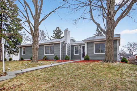 Photo of 5940 N 72nd St, Milwaukee, WI 53218 (MLS # 1955563)
