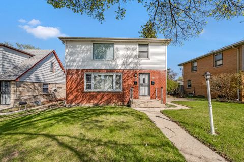 Photo of 4028 N 69th St, Milwaukee, WI 53216 (MLS # 1959177)