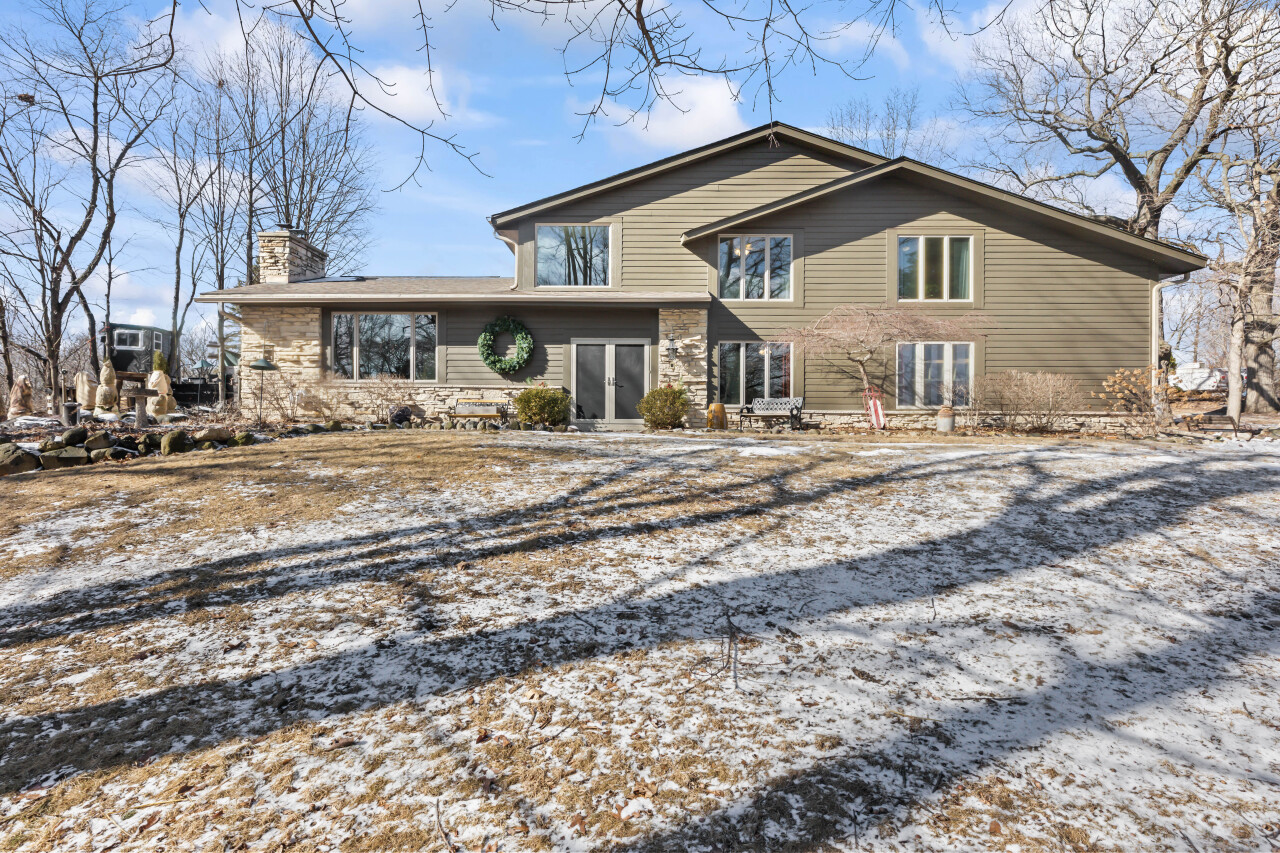 1433 Skyline Dr