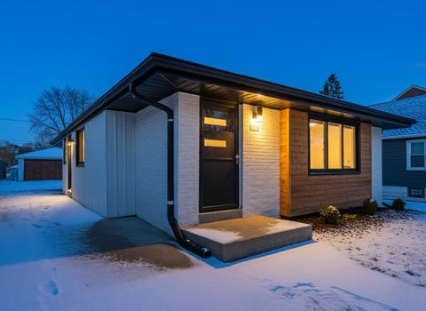 Photo of 1215 S 91st St, West Allis, WI 53214 (MLS # 1946090)