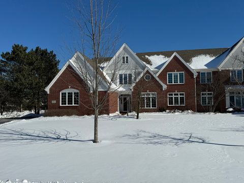 Photo of 10632 N Hidden Reserve Cir, Mequon, WI 53092 (MLS # 1907157)