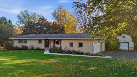 Photo of W4819 Potter Rd, Elkhorn, WI 53121 (MLS # 1986804)