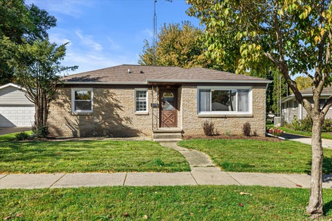 Photo of 508 N Finch St, Horicon, WI 53032 (MLS # 1983972)