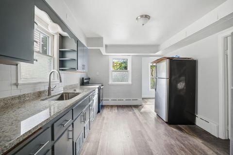 Photo of 1017 E Pearson St, Milwaukee, WI 53202 (MLS # 1950564)