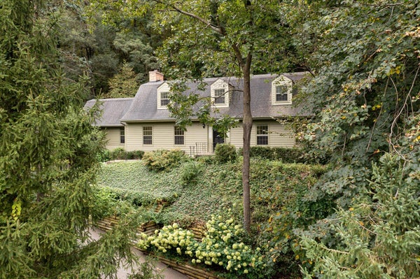N2062 WEDGEWOOD DR E, LA CROSSE, WI 54601 - Image ec2dac2489d17e5ec27219a233b4f5a4/18253121