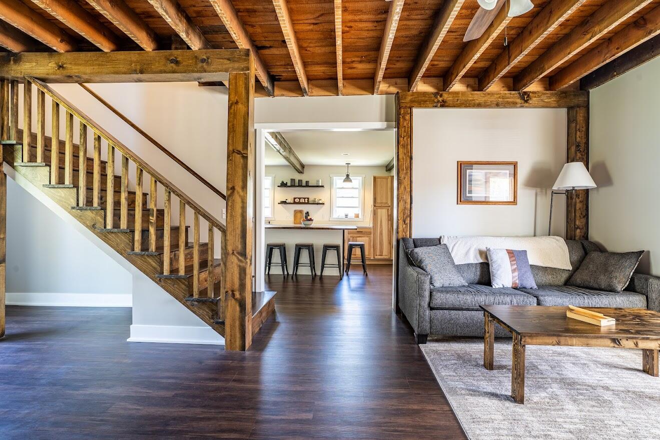 Fontana, Wisconsin 53125, United States, 3 Bedrooms Bedrooms, ,3 BathroomsBathrooms,Residential,Active,231313