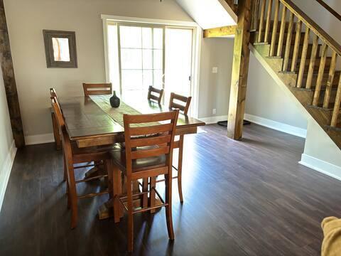 Fontana, Wisconsin 53125, United States, 3 Bedrooms Bedrooms, ,3 BathroomsBathrooms,Residential,Active,231313