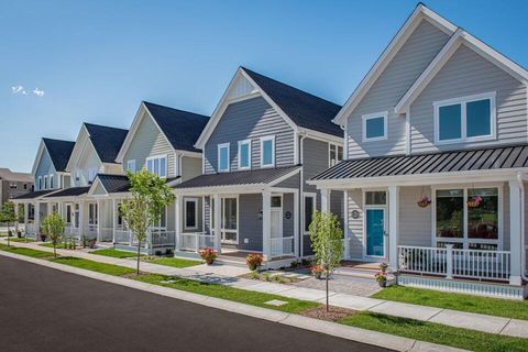 Photo of 6260 W Fox Crossing Dr, Mequon, WI 53092 (MLS # 1928589)