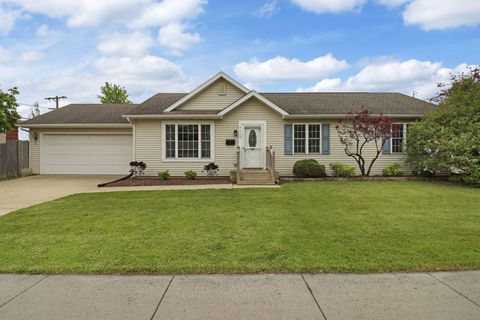 Photo of 5117 58th St, Kenosha, WI 53144 (MLS # 1963179)