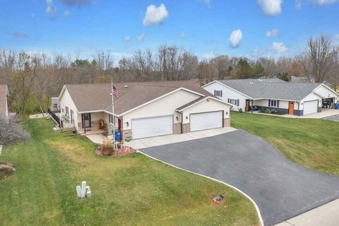 Photo of 1319 N 49th St, Sheboygan, WI 53081 (MLS # 1953108)