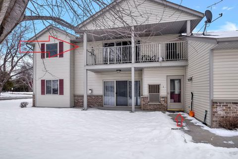 Photo of 936 Roseland Dr, Kewaskum, WI 53040 (MLS # 1949763)