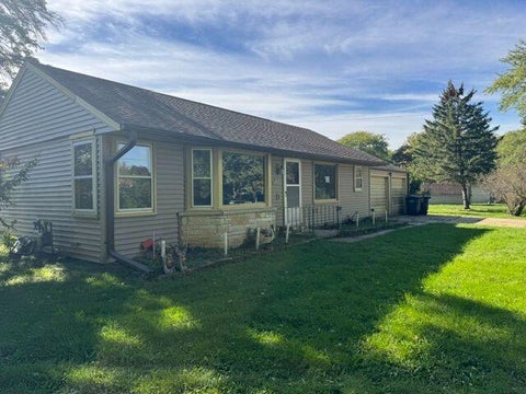Photo of S90W22635 Loretto Ln, Big Bend, WI 53103 (MLS # 1986042)