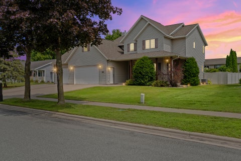 Photo of 2206 Krause Rd, Onalaska, WI 54650 (MLS # 1975373)