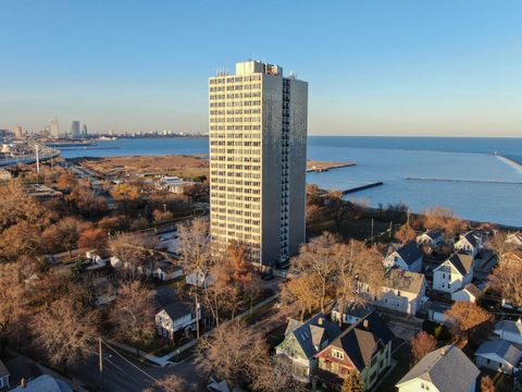 Photo of 2525 S Shore Dr, Milwaukee, WI 53207 (MLS # 1961480)