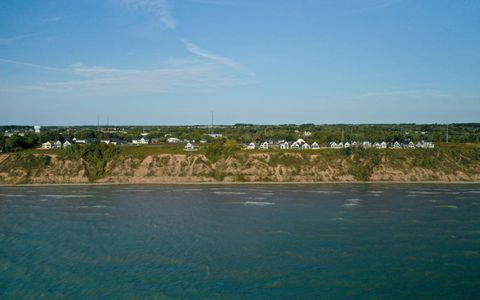 Photo of 1216 Shieling Ln, Port Washington, WI 53074 (MLS # 1942017)