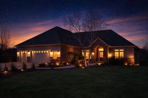 Photo of N6393 Tradewinds Cir, Beaver Dam, WI 53916 (MLS # 1944703)