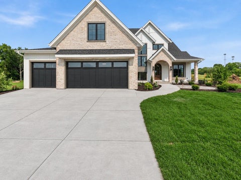 Photo of W184N5172 Sunrise Ln, Menomonee Falls, WI 53051 (MLS # 1985303)