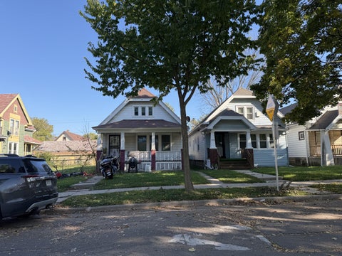 Photo of 3338 N 17th St, Milwaukee, WI 53206 (MLS # 1985837)